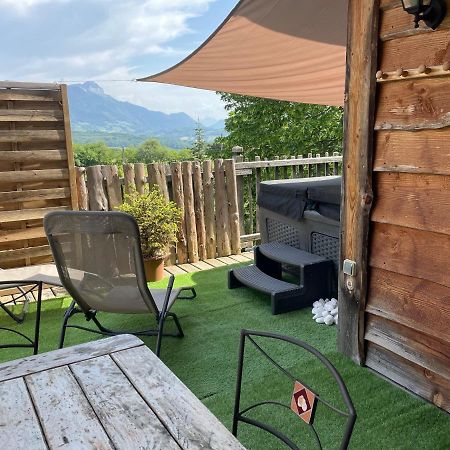 La Cabane à l'Orée des Bornes Évires Esterno foto