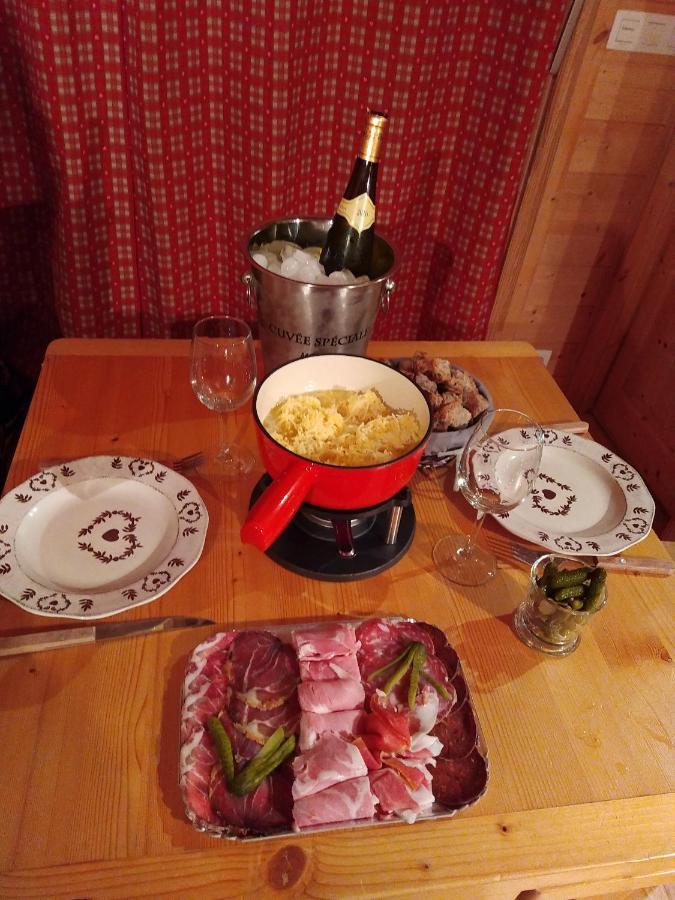 La Cabane à l'Orée des Bornes Évires Esterno foto